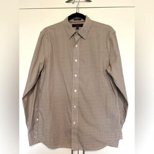 Banana Republic Non-iron Untucked fit shirt